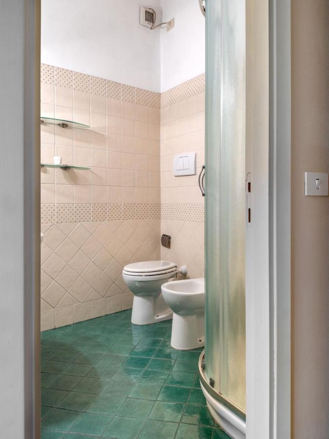 S2 Tower - Dolcevita Holiday Флоренция Экстерьер фото