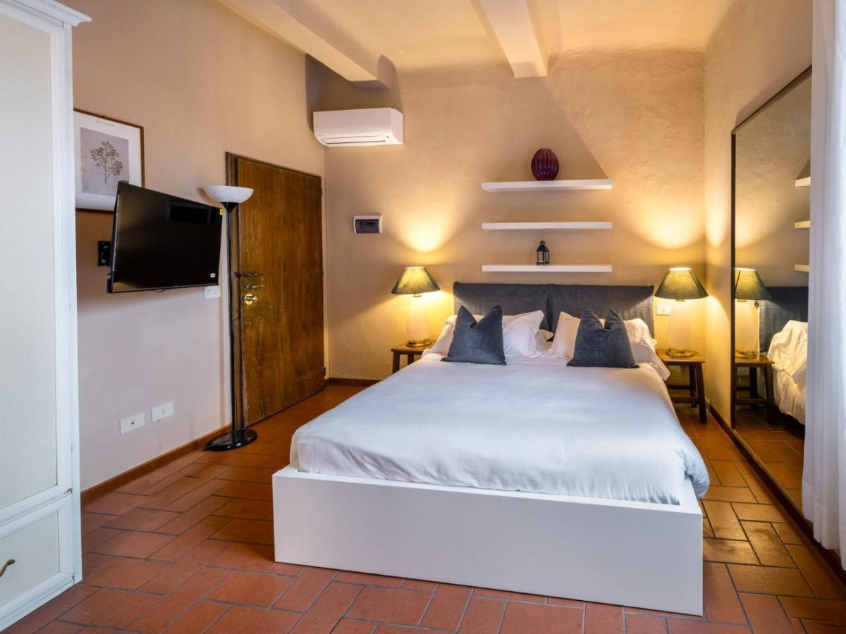 S2 Tower - Dolcevita Holiday Флоренция Экстерьер фото